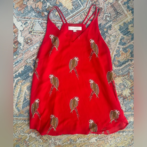 LOFT Tops - Loft Red Parrot Camisole